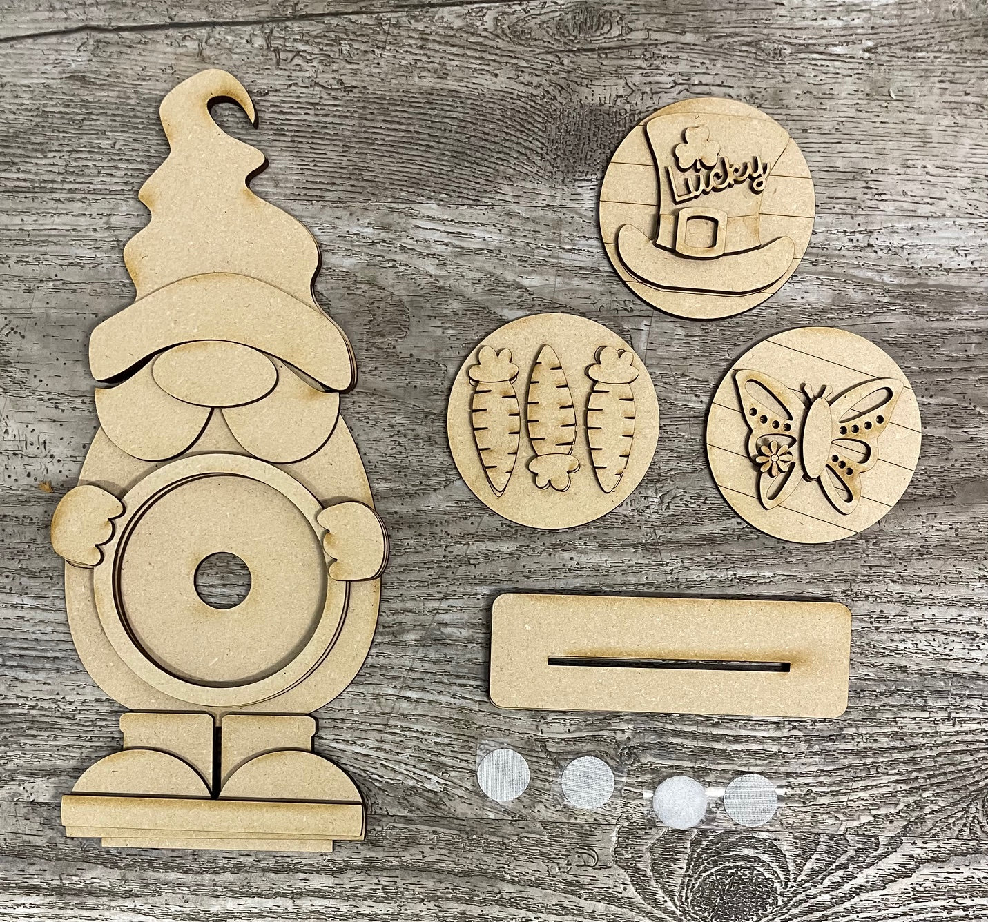 Changeable Gnome with 3 inserts unpainted cutouts