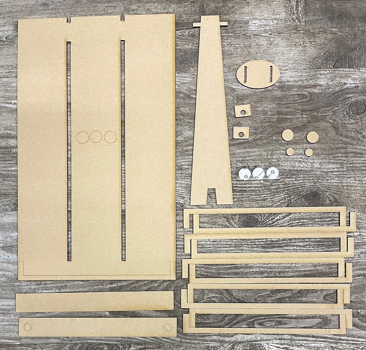 Pallet Sign only to hold tiered Tray decor unpainted ready for you to finish