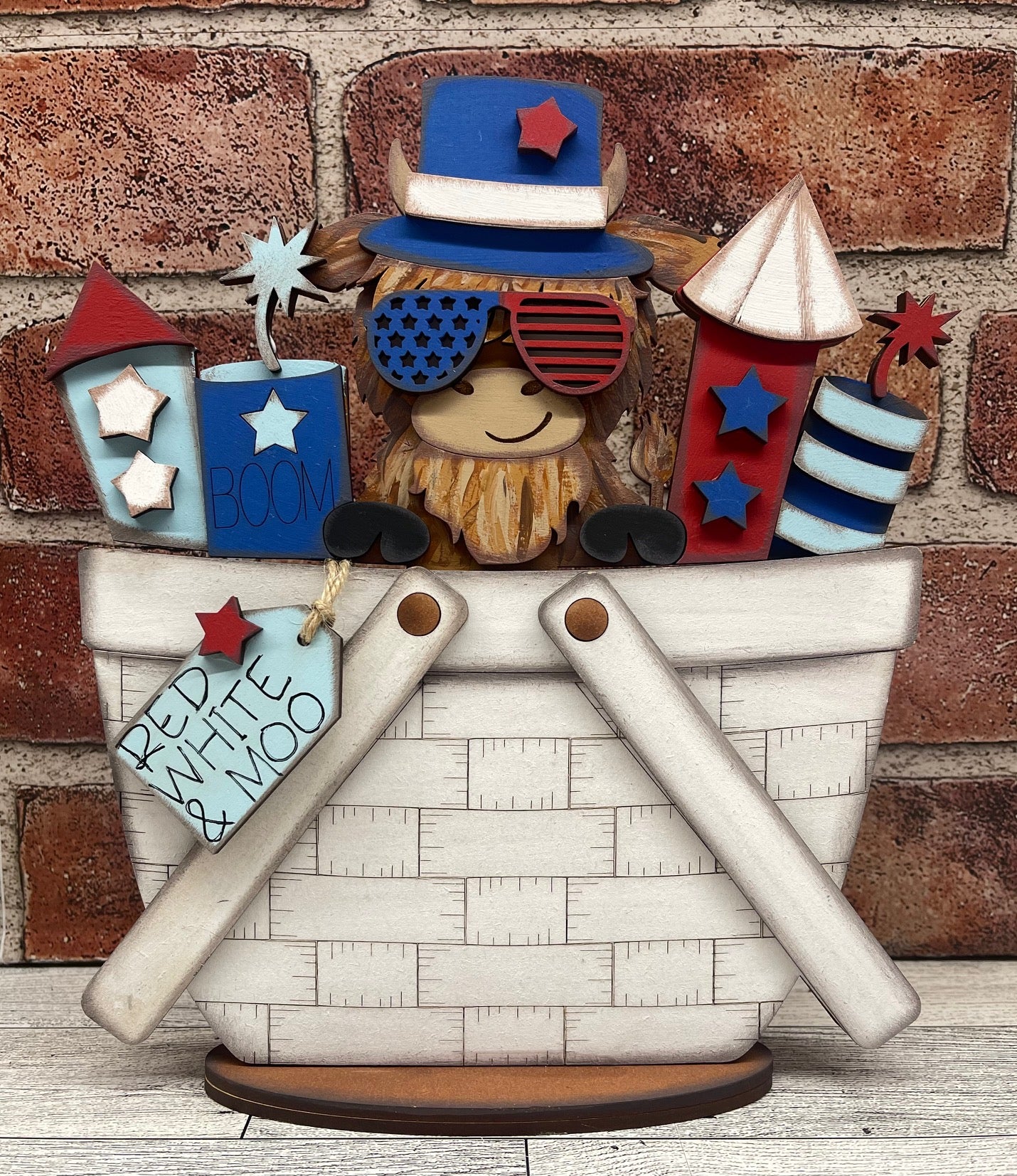 June Craft Kit - Patriotic Themed - basket and water globe not included