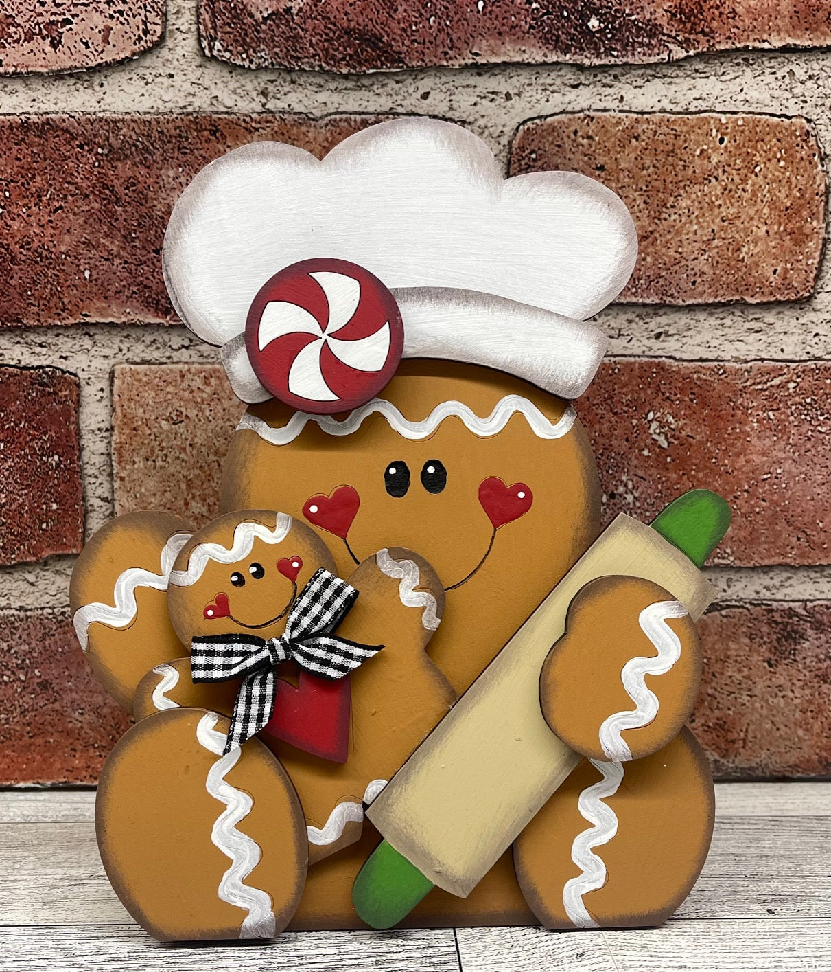 July Craft Kit - Gingerbread Themed - basket and water globe not included