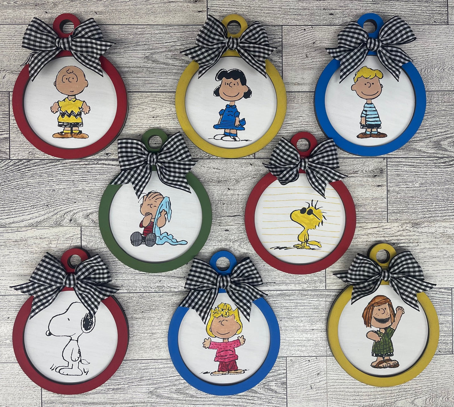 Peanuts Gang - 8 Ornaments and 8 Magnets Cutouts unpainted wood ready for you to paint