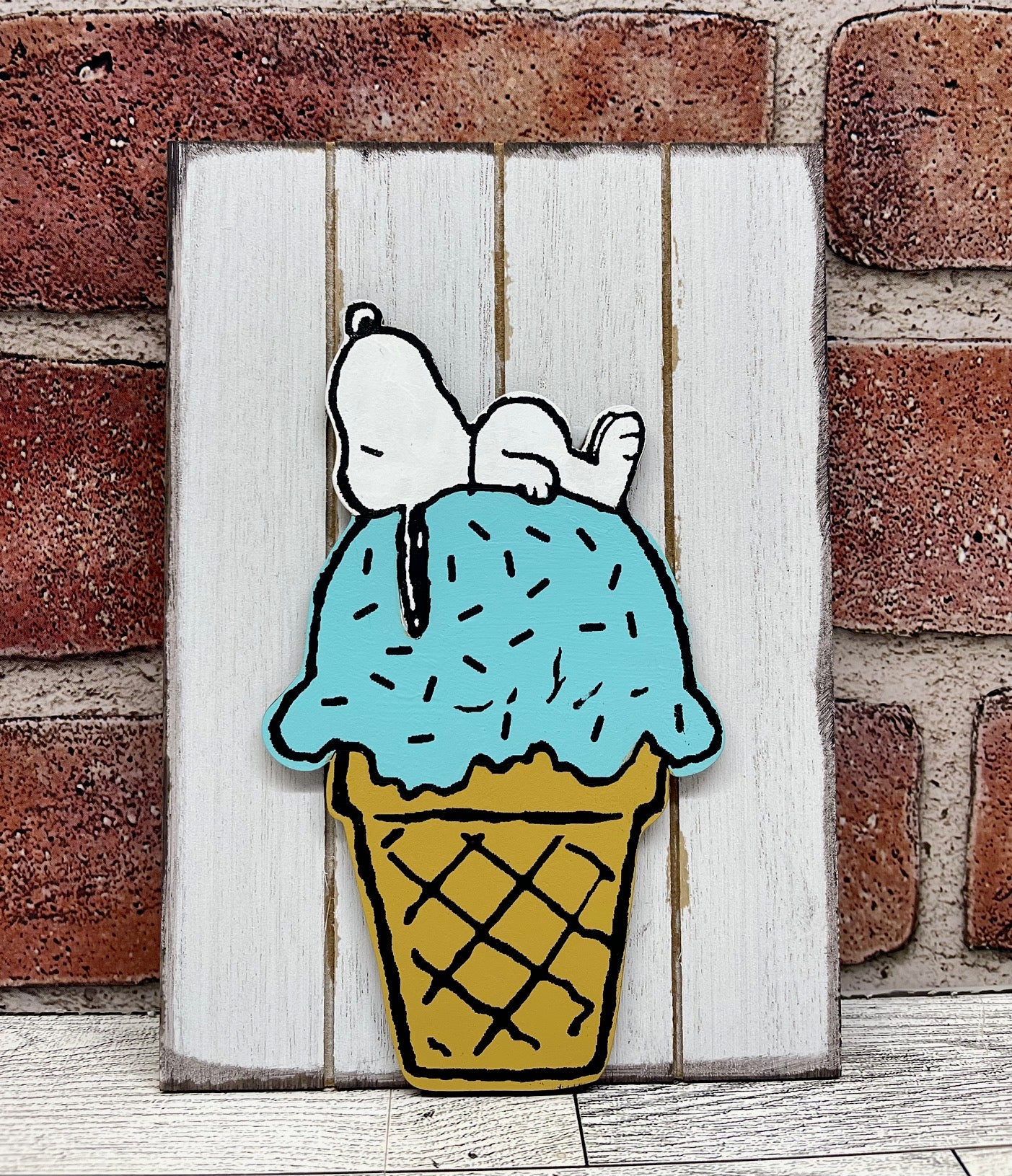 Snoopy Ice Cream Cone - Peanuts Gang Cutout unpainted wood ready for you to paint