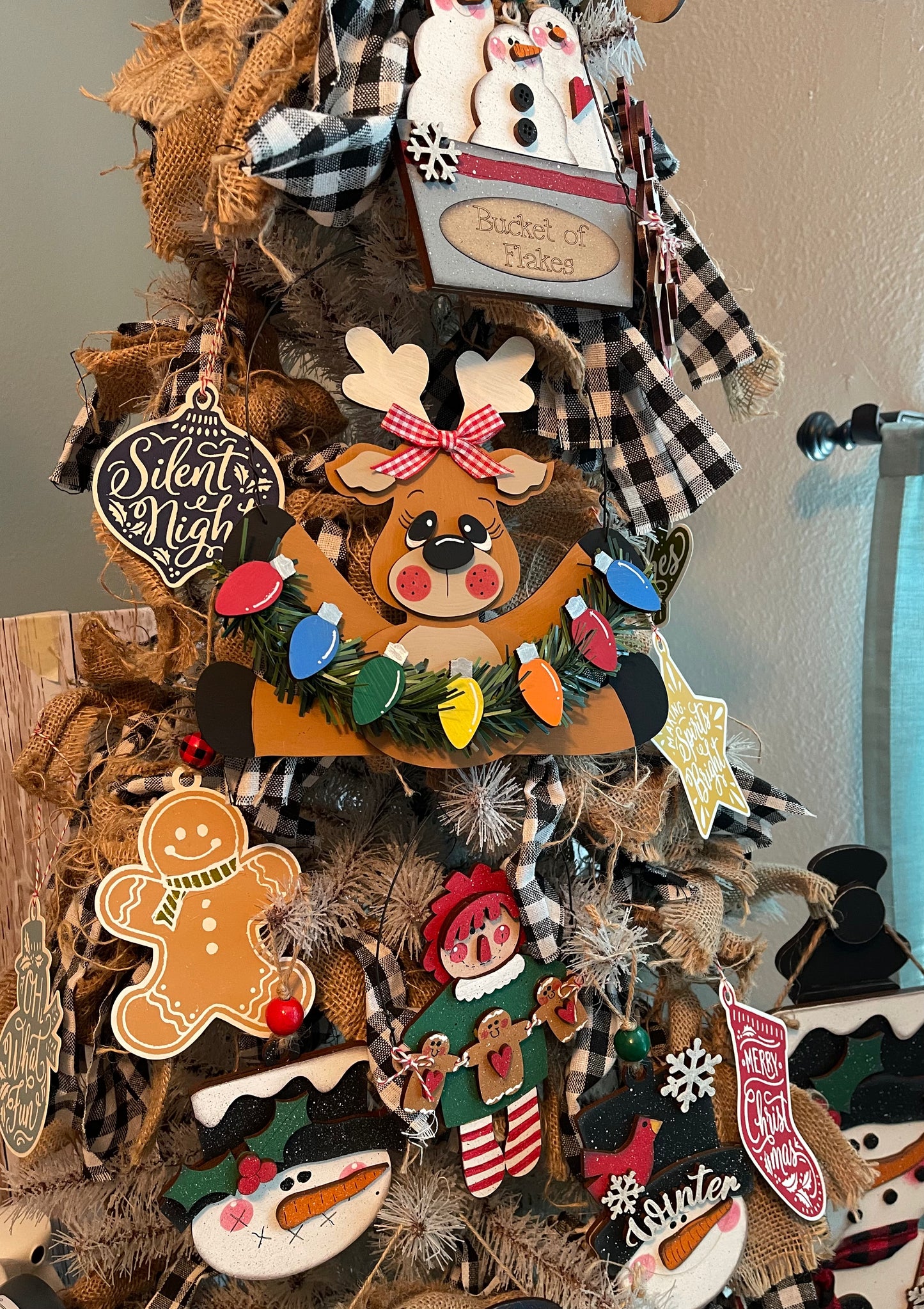 Reindeer Christmas Sitter or Ornaments, wood cutouts, unpainted ready for you to finish