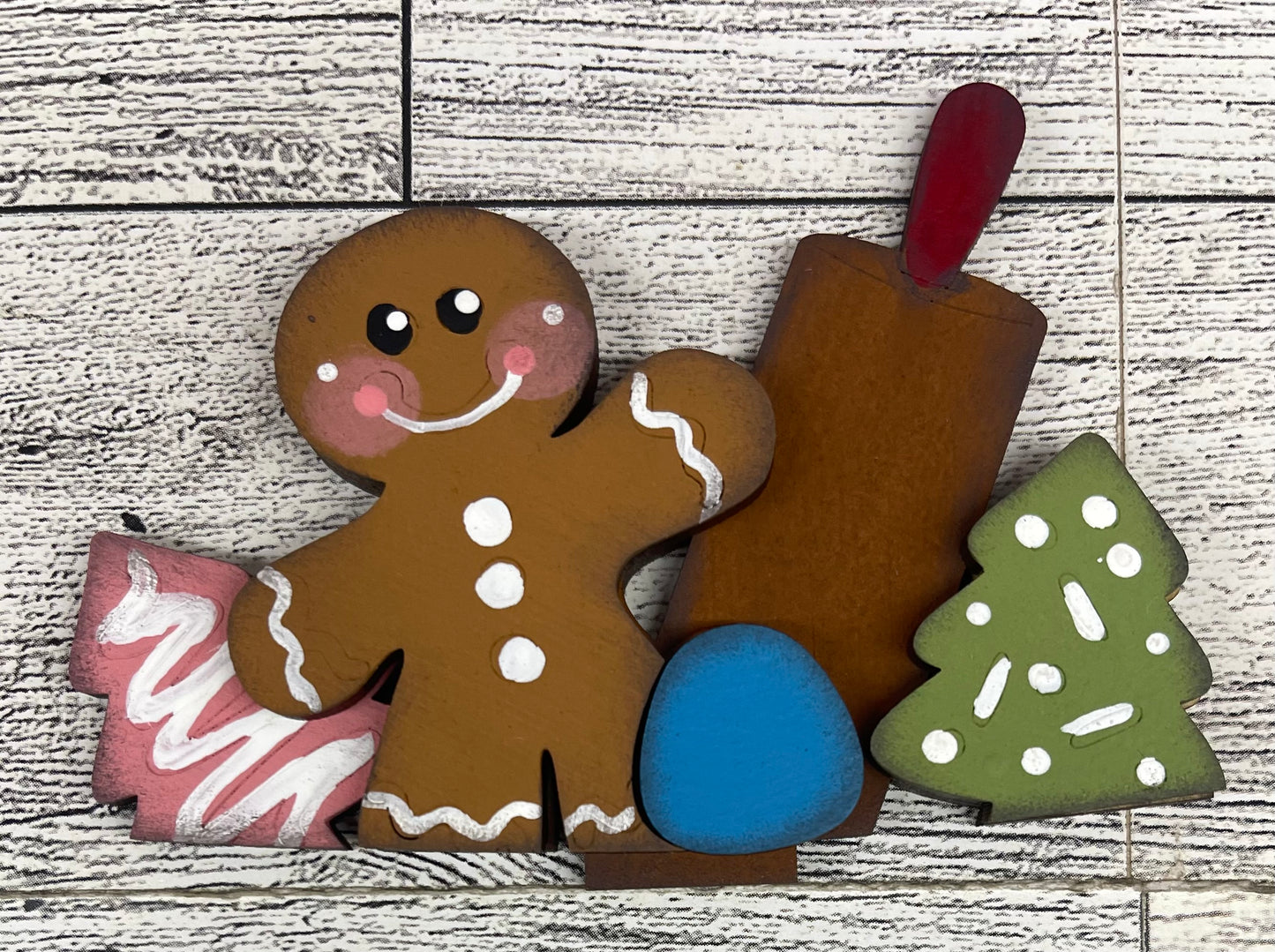 Christmas Santa and Mrs. Claus Basket Inserts - unpainted wood cutouts, ready for you to paint