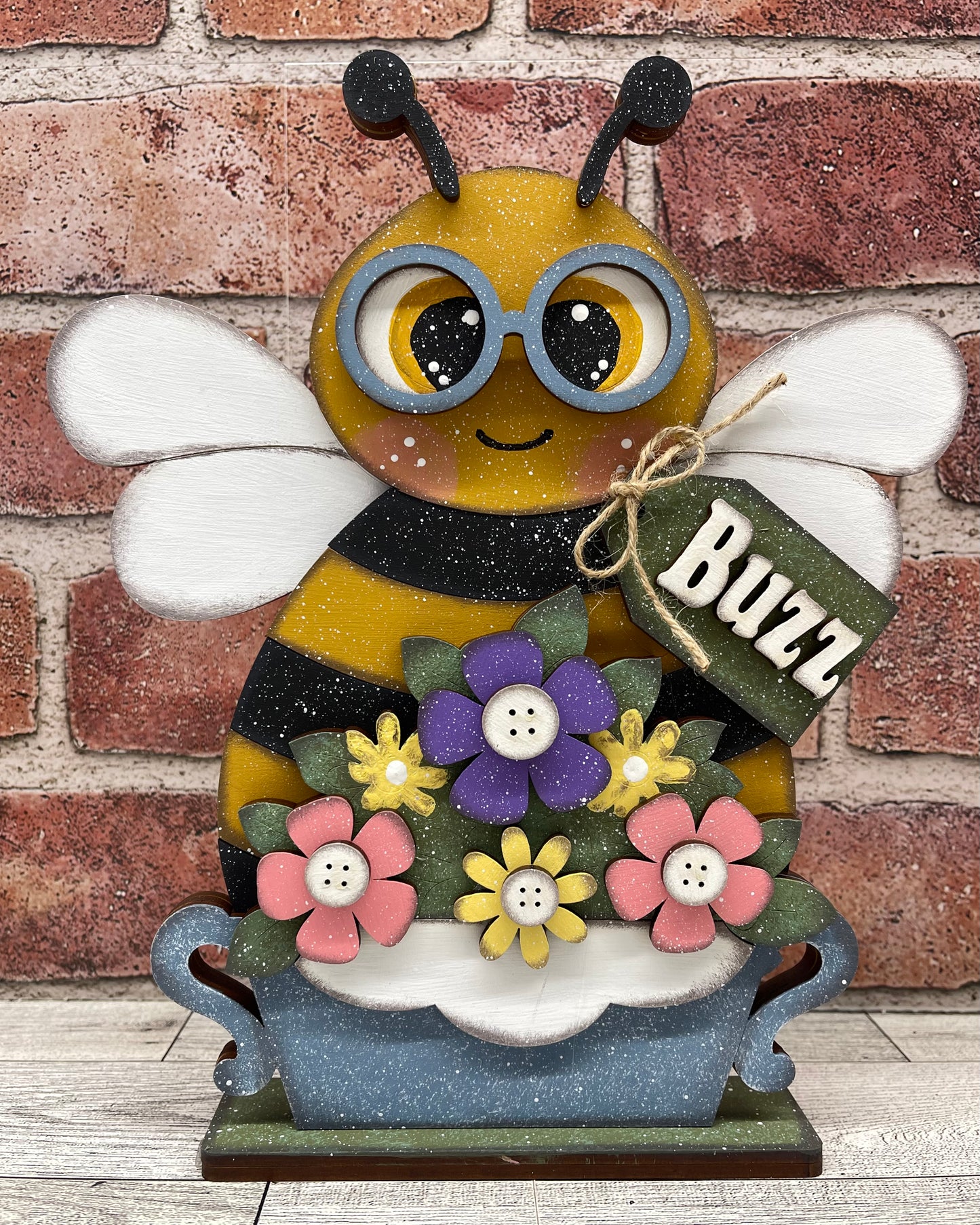 $5.00 or $10 Friday - Large or Small Bee with Flowers Sitter - unpainted cutouts ready for you to finish