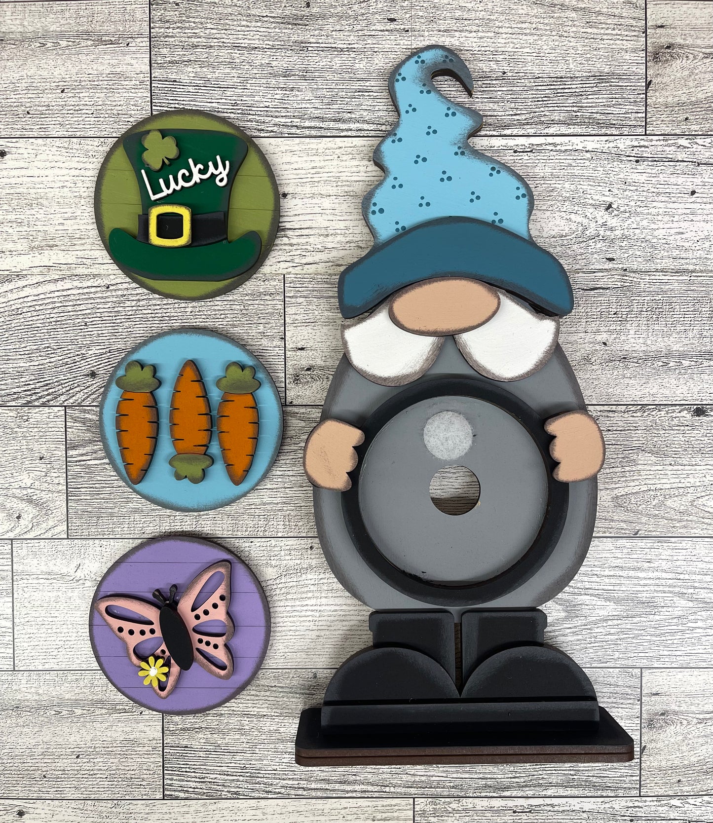 Changeable Gnome with 3 inserts unpainted cutouts