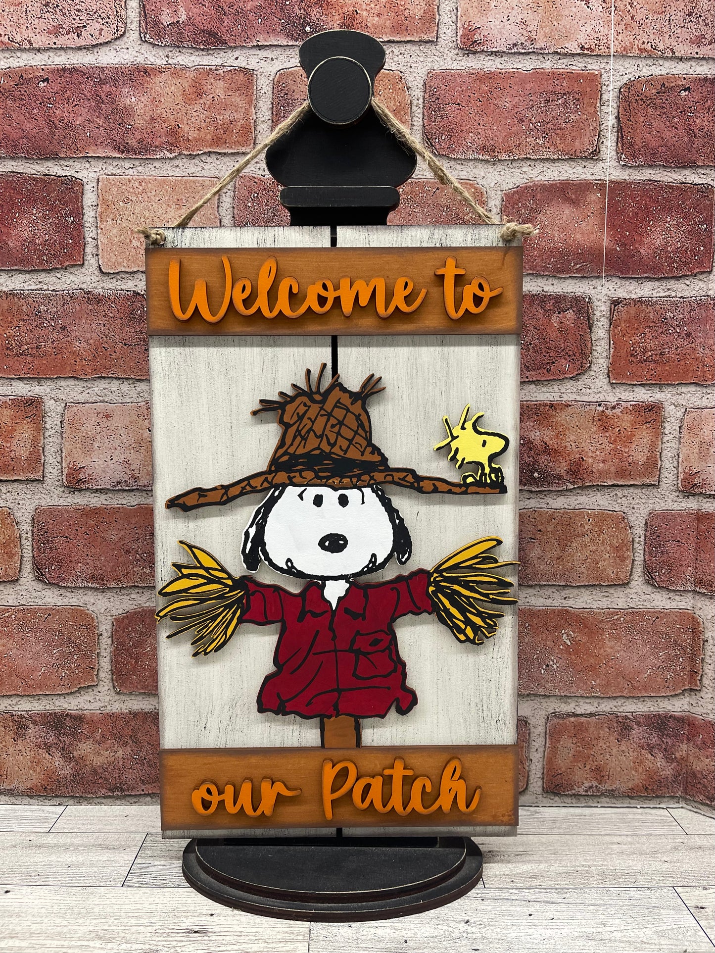 Welcome to our Patch Pallet Sign - Snoopy Scarecrow - Peanuts Gang Cutout unpainted wood ready for you to paint