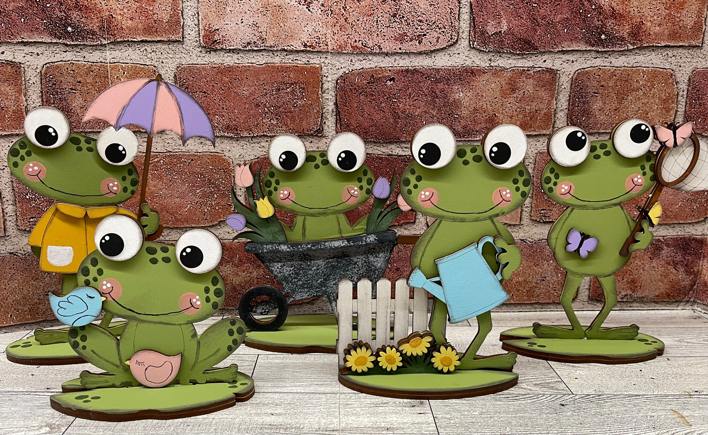 $10.00 Thursday - Spring Frog Standers - unpainted cutouts ready for you to finish
