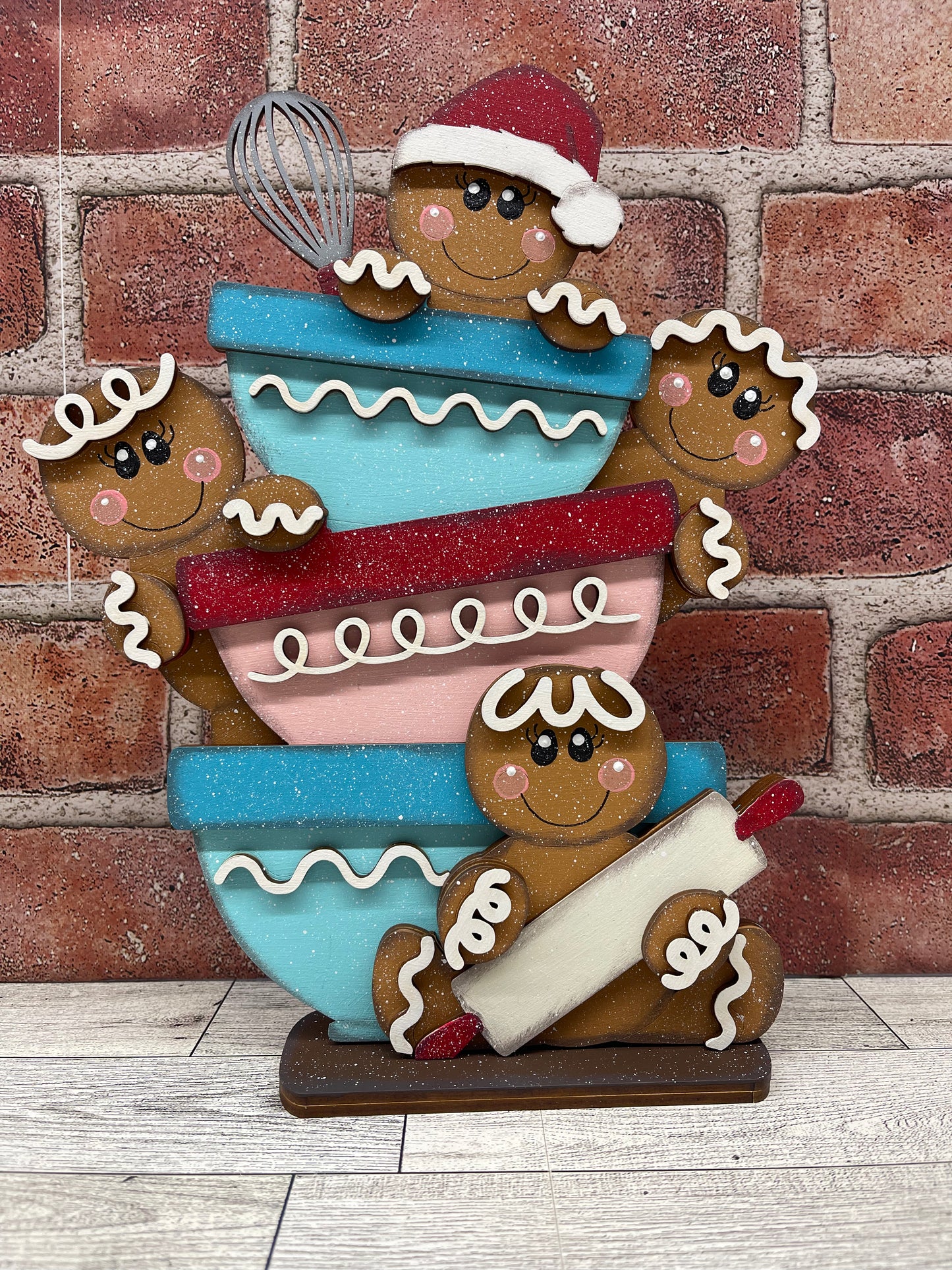 Gingerbread Men and Mixing Bowls Stander - unpainted cutouts, ready for you to paint