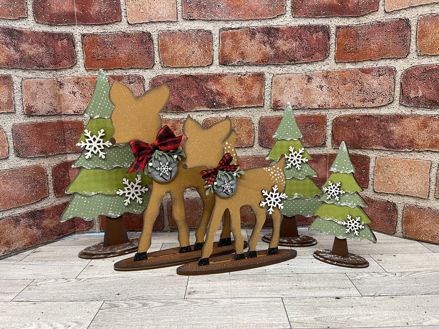 Mistletoe Deer - Set of 2 wood cutouts, unpainted ready for you to finish