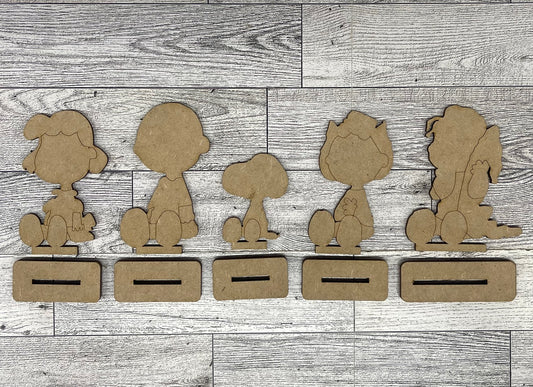 Peanuts gang 2026 set of 5 standers - unpainted wood ready for you to paint