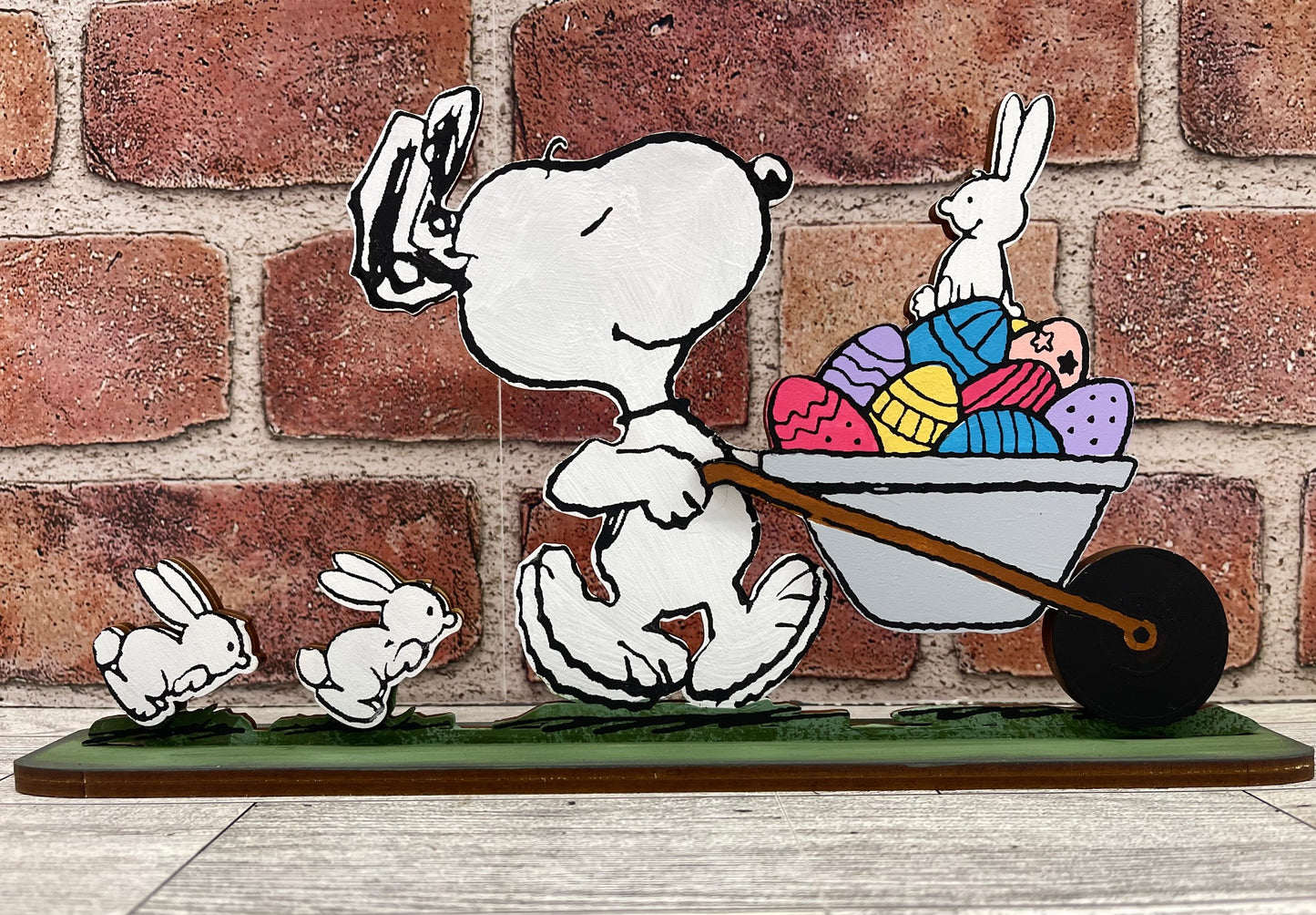 Peanuts - Snoopy Easter Eggs in Wheelbarrow - Cutout unpainted wood ready for you to paint