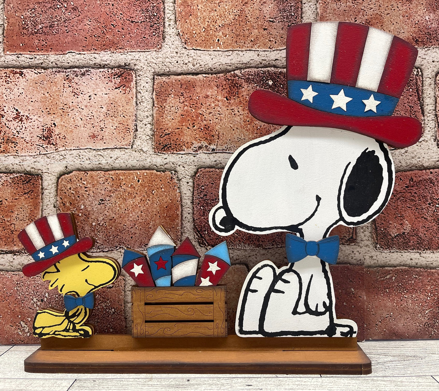 Snoopy & Woodstock - Patriotic Stander unpainted wood cutouts, ready for you to paint