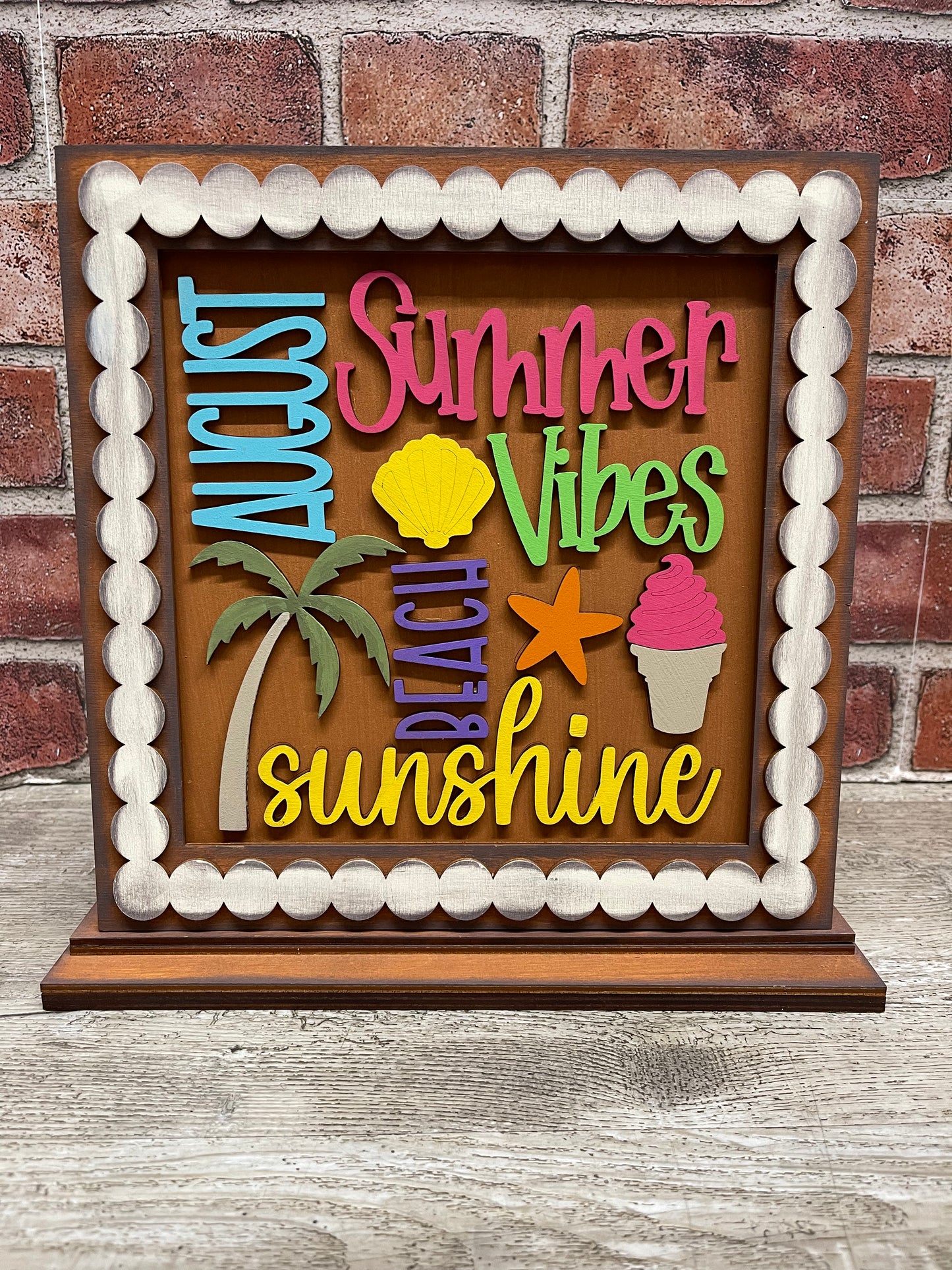 August themed Changeable Frame with the removable May seasonal piece ready for you to paint